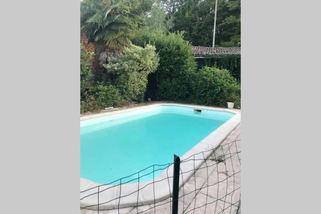 Вилла Tizac-De-Lapouyade, Piscine 35 Km De Bordeaux Экстерьер фото